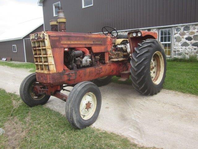 Tractor Auction 007